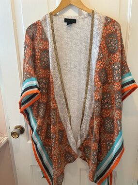 Steve Madden White & Orange Printed Kimono with Gold Trim